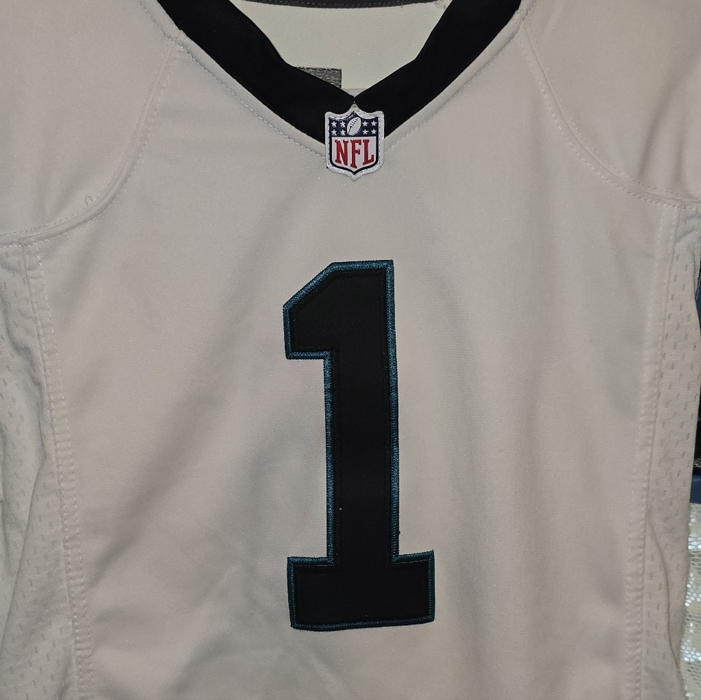 Vintage Cam Newton #1 NFL Jersey, White, XXL Youth Carolina Panthers Nike - Picture 2 of 7